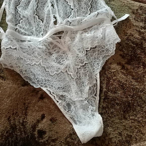 Victoria secret one piece - Picture 2 of 8